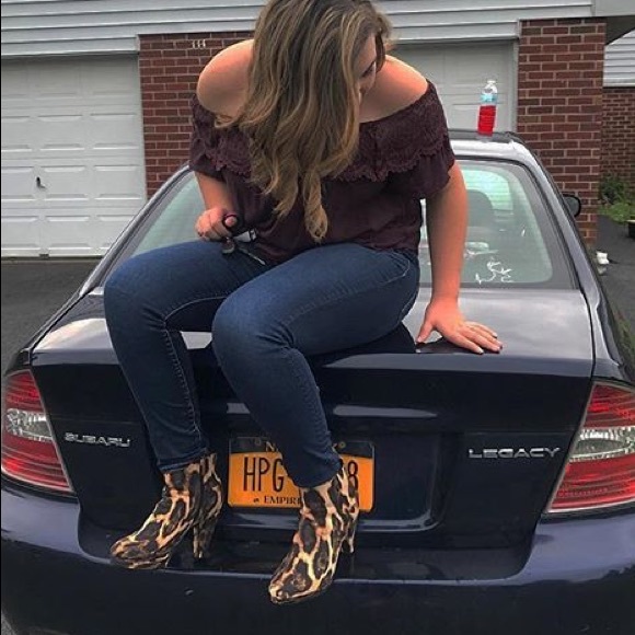 BAMBOO Shoes - Cheetah jaguar Animal Print high heeled boots